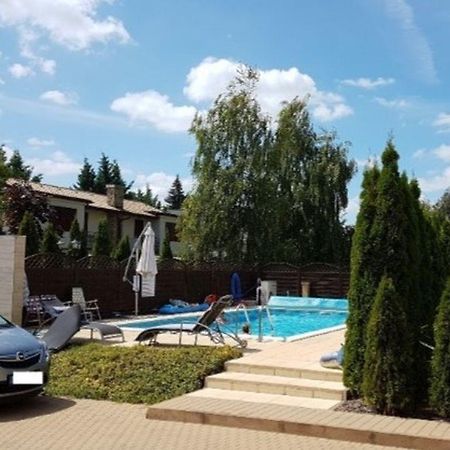 Relax Apartman Apartment Zamárdi Exterior photo