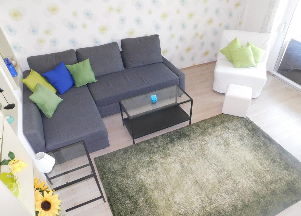 Relax Apartman Apartment Zamárdi Exterior photo