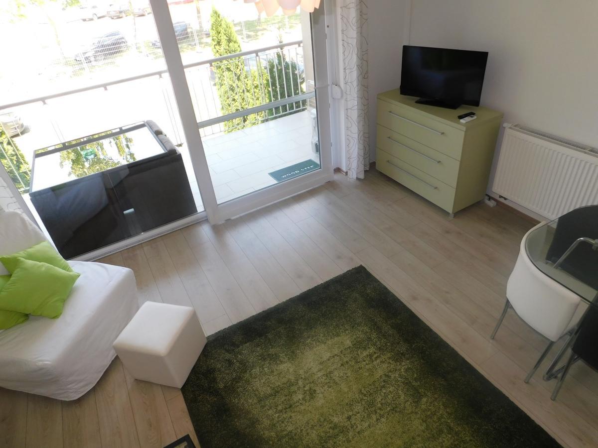 Relax Apartman Apartment Zamárdi Exterior photo