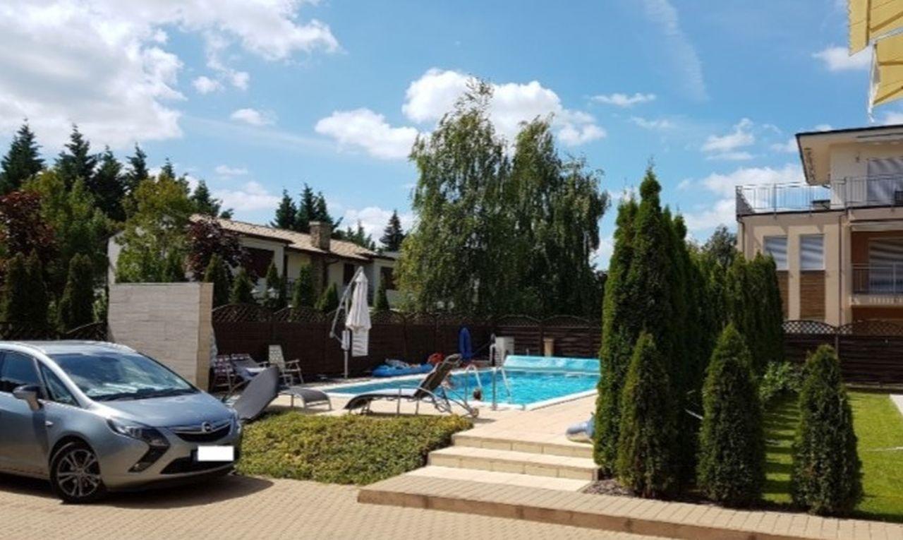 Relax Apartman Apartment Zamárdi Exterior photo